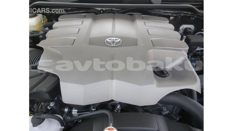 Big with watermark toyota land cruiser abseron import dubai 2360