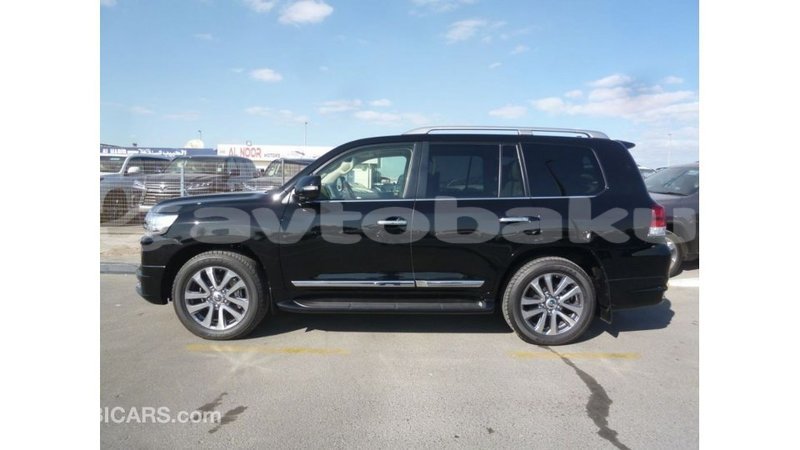Big with watermark toyota land cruiser abseron import dubai 2361