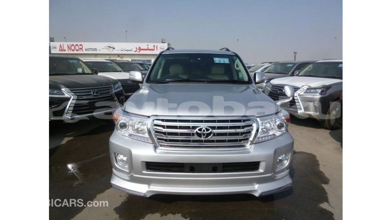 Big with watermark toyota land cruiser abseron import dubai 2362