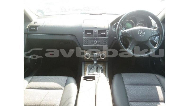 Big with watermark mercedes benz 200 abseron import dubai 2364