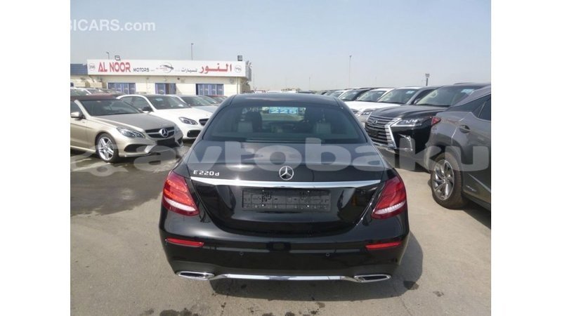 Big with watermark mercedes benz 190 abseron import dubai 2366