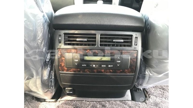 Big with watermark toyota land cruiser abseron import dubai 2367