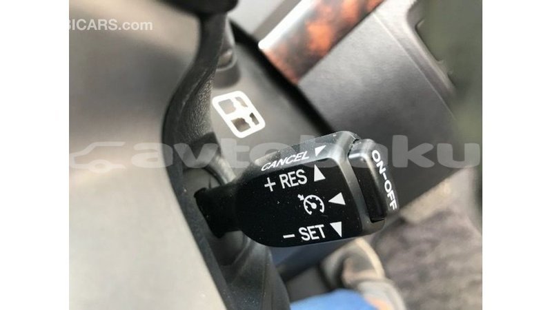 Big with watermark toyota land cruiser abseron import dubai 2367