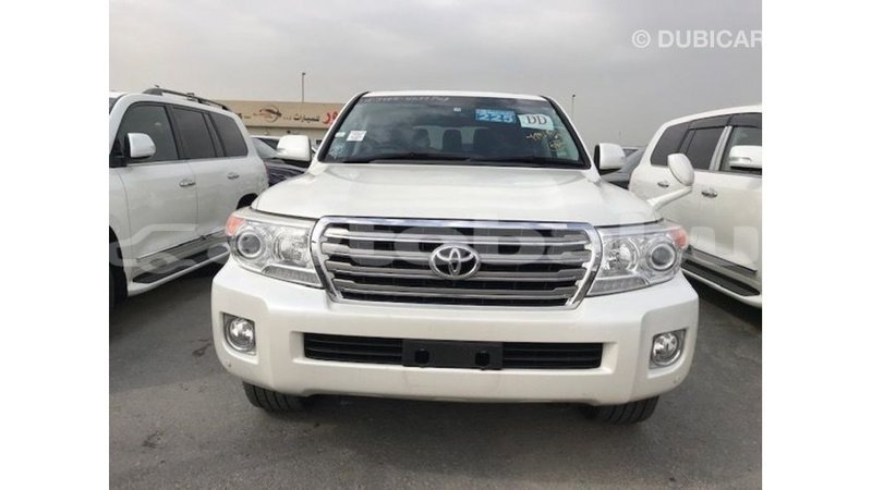 Big with watermark toyota land cruiser abseron import dubai 2368