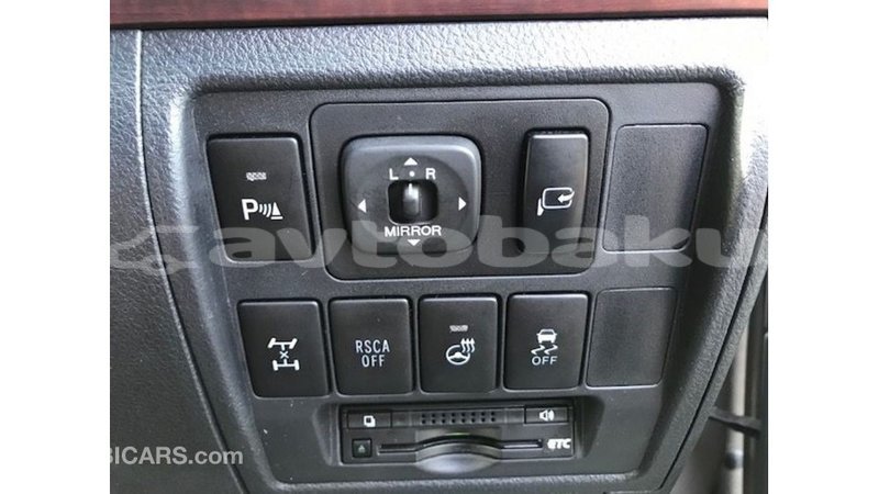 Big with watermark toyota land cruiser abseron import dubai 2369