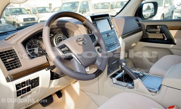 Buy Import Toyota Land Cruiser White Car in Import - Dubai in Abseron Buy Import Toyota Land Cruiser White Car in Import - Dubai in Abseron
