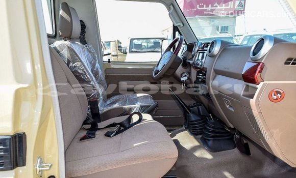 Buy Import Toyota Land Cruiser Beige Car in Import - Dubai in Abseron Buy Import Toyota Land Cruiser Beige Car in Import - Dubai in Abseron
