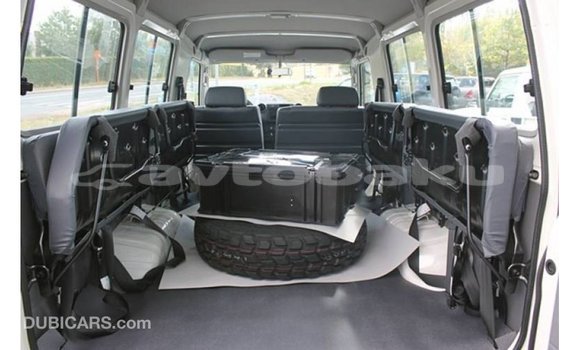 Buy Import Toyota Land Cruiser White Car in Import - Dubai in Abseron Buy Import Toyota Land Cruiser White Car in Import - Dubai in Abseron