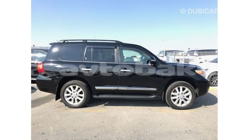Big with watermark toyota land cruiser abseron import dubai 2422