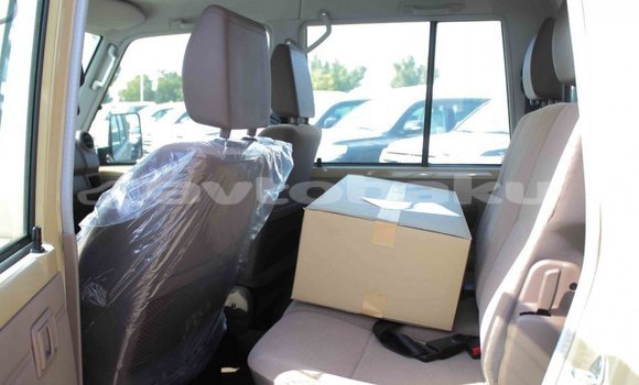Buy Import Toyota Land Cruiser Beige Car in Import - Dubai in Abseron Buy Import Toyota Land Cruiser Beige Car in Import - Dubai in Abseron