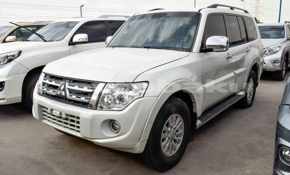Buy Import Mitsubishi Pajero White Car in Import - Dubai in Abseron Buy Import Mitsubishi Pajero White Car in Import - Dubai in Abseron