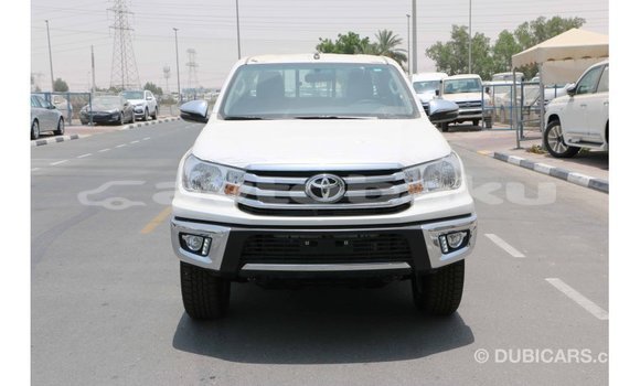 Buy Import Toyota Hilux White Car in Import - Dubai in Abseron Buy Import Toyota Hilux White Car in Import - Dubai in Abseron