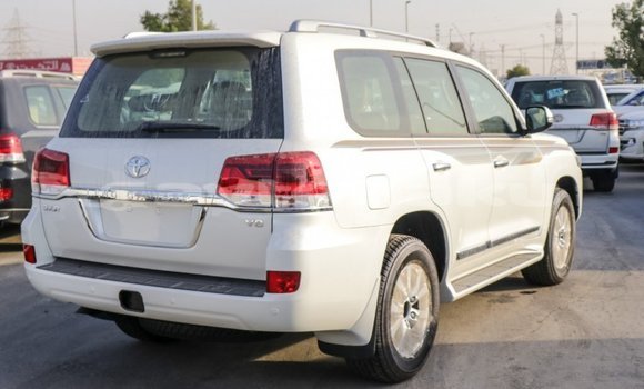 Buy Import Toyota Land Cruiser White Car in Import - Dubai in Abseron Buy Import Toyota Land Cruiser White Car in Import - Dubai in Abseron