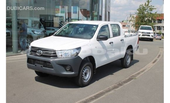 Buy Import Toyota Hilux White Car in Import - Dubai in Abseron Buy Import Toyota Hilux White Car in Import - Dubai in Abseron