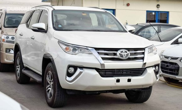 Buy Import Toyota Fortuner White Car in Import - Dubai in Abseron Buy Import Toyota Fortuner White Car in Import - Dubai in Abseron