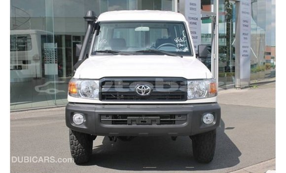 Buy Import Toyota Land Cruiser White Car in Import - Dubai in Abseron Buy Import Toyota Land Cruiser White Car in Import - Dubai in Abseron
