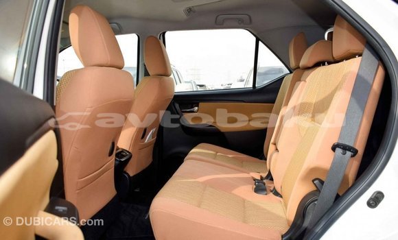 Buy Import Toyota Fortuner White Car in Import - Dubai in Abseron Buy Import Toyota Fortuner White Car in Import - Dubai in Abseron
