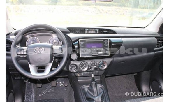 Buy Import Toyota Hilux White Car in Import - Dubai in Abseron Buy Import Toyota Hilux White Car in Import - Dubai in Abseron