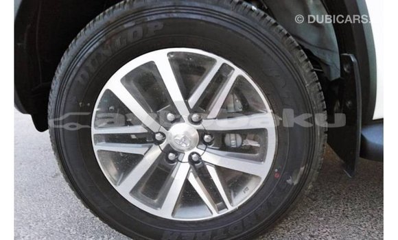 Buy Import Toyota Fortuner White Car in Import - Dubai in Abseron Buy Import Toyota Fortuner White Car in Import - Dubai in Abseron