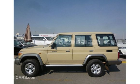 Buy Import Toyota Land Cruiser Beige Car in Import - Dubai in Abseron Buy Import Toyota Land Cruiser Beige Car in Import - Dubai in Abseron