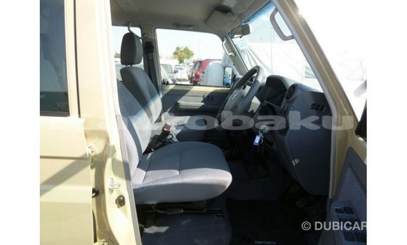 Buy Import Toyota Land Cruiser Beige Car in Import - Dubai in Abseron Buy Import Toyota Land Cruiser Beige Car in Import - Dubai in Abseron