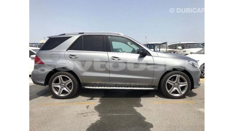 Big with watermark mercedes benz 250 abseron import dubai 2469