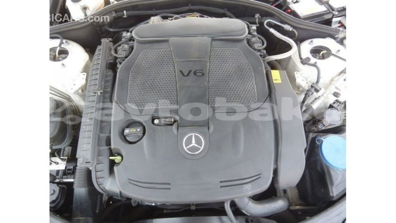 Big with watermark mercedes benz 190 abseron import dubai 2470