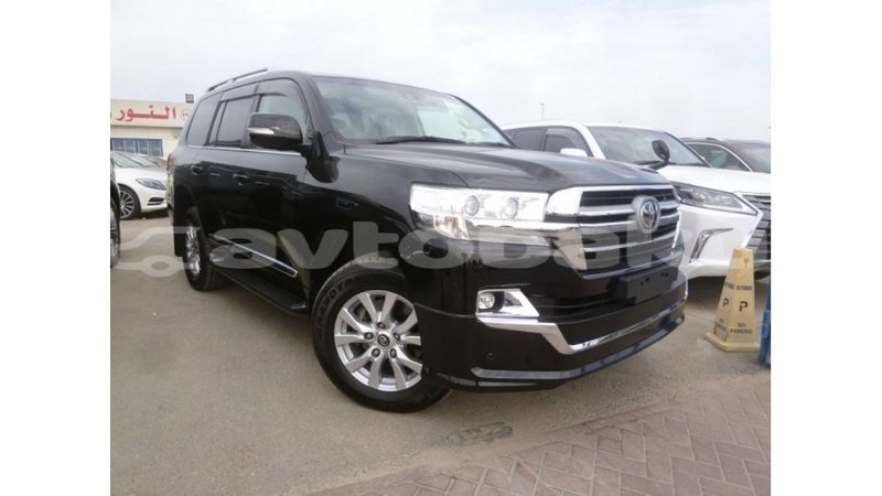 Big with watermark toyota land cruiser abseron import dubai 2472