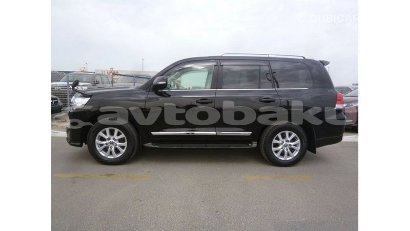 Big with watermark toyota land cruiser abseron import dubai 2472