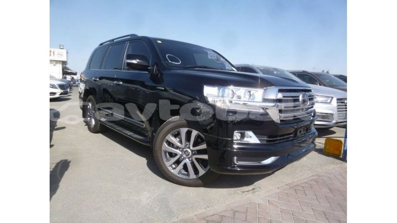Big with watermark toyota land cruiser abseron import dubai 2473