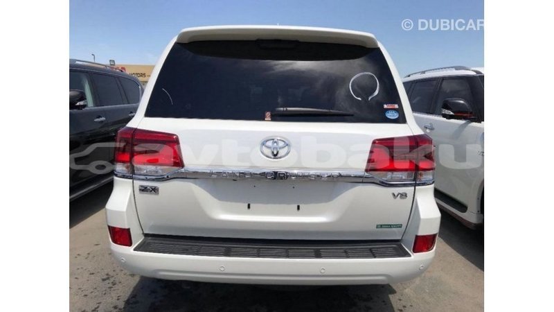Big with watermark toyota land cruiser abseron import dubai 2475