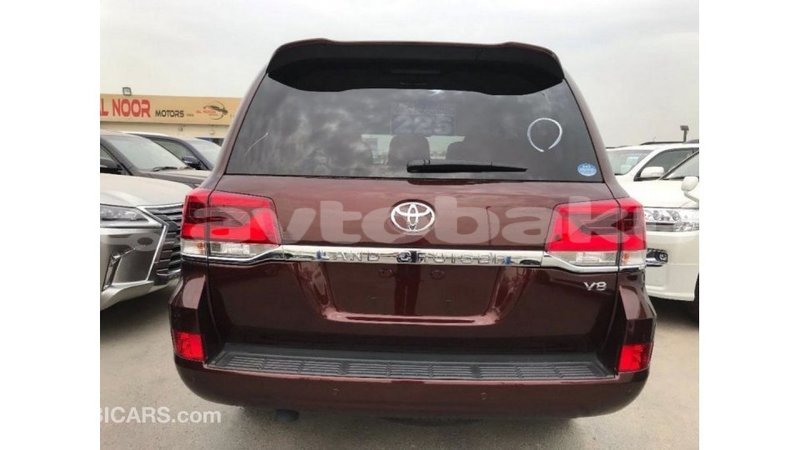 Big with watermark toyota land cruiser abseron import dubai 2476