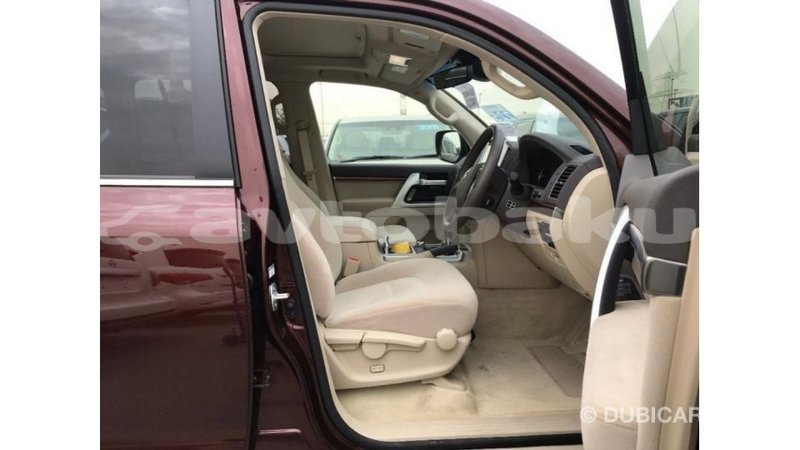 Big with watermark toyota land cruiser abseron import dubai 2476