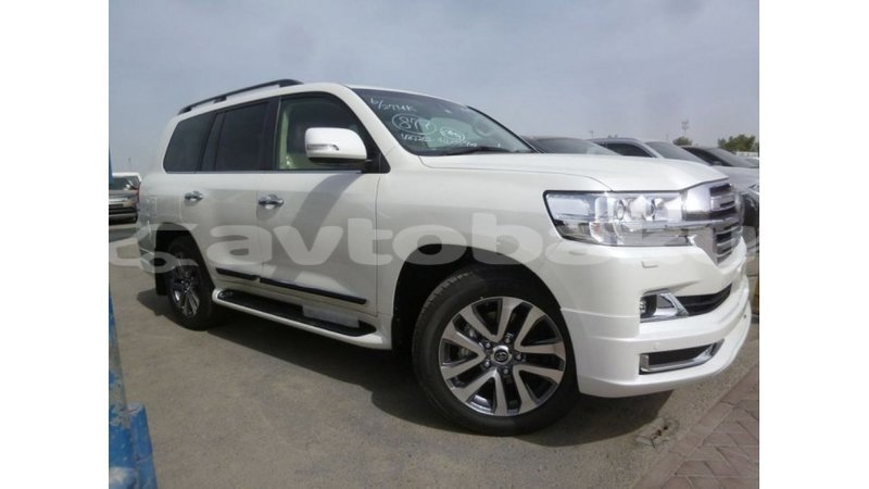 Big with watermark toyota land cruiser abseron import dubai 2477