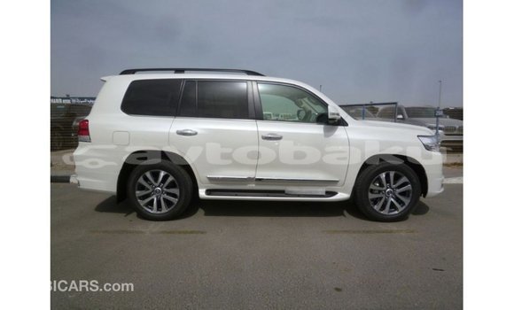 Buy Import Toyota Land Cruiser White Car in Import - Dubai in Abseron Buy Import Toyota Land Cruiser White Car in Import - Dubai in Abseron