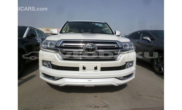 Buy Import Toyota Land Cruiser White Car in Import - Dubai in Abseron Buy Import Toyota Land Cruiser White Car in Import - Dubai in Abseron
