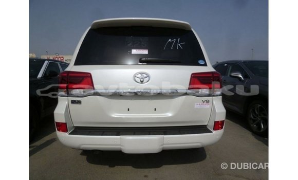 Buy Import Toyota Land Cruiser White Car in Import - Dubai in Abseron Buy Import Toyota Land Cruiser White Car in Import - Dubai in Abseron