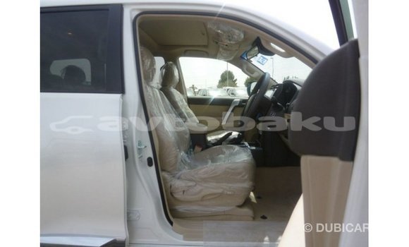 Buy Import Toyota Prado White Car in Import - Dubai in Abseron Buy Import Toyota Prado White Car in Import - Dubai in Abseron