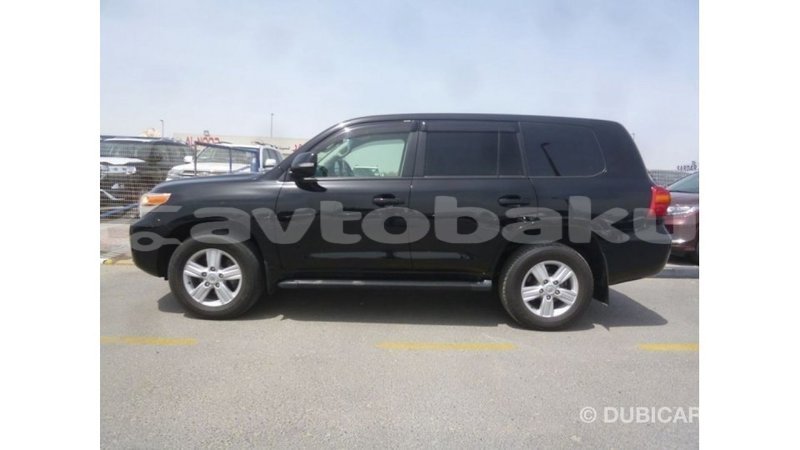Big with watermark toyota land cruiser abseron import dubai 2482