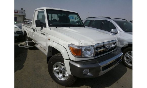 Buy Import Toyota Land Cruiser White Car in Import - Dubai in Abseron Buy Import Toyota Land Cruiser White Car in Import - Dubai in Abseron