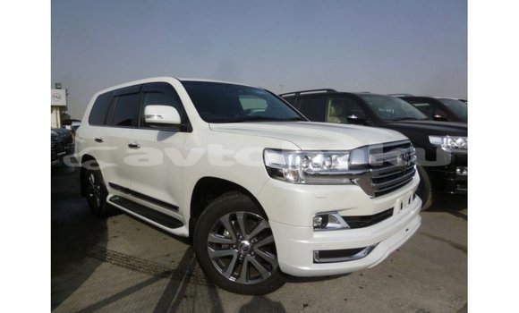 Buy Import Toyota Land Cruiser White Car in Import - Dubai in Abseron Buy Import Toyota Land Cruiser White Car in Import - Dubai in Abseron