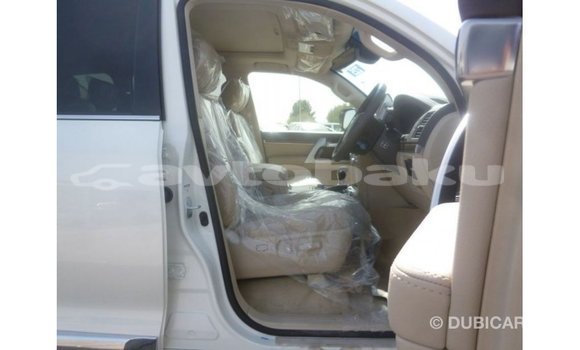 Buy Import Toyota Land Cruiser White Car in Import - Dubai in Abseron Buy Import Toyota Land Cruiser White Car in Import - Dubai in Abseron