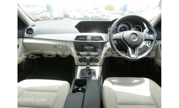 Buy Import Mercedes-Benz 190 Black Car in Import - Dubai in Abseron Buy Import Mercedes-Benz 190 Black Car in Import - Dubai in Abseron