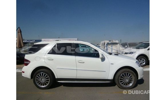 Buy Import Mercedes-Benz 190 White Car in Import - Dubai in Abseron Buy Import Mercedes-Benz 190 White Car in Import - Dubai in Abseron