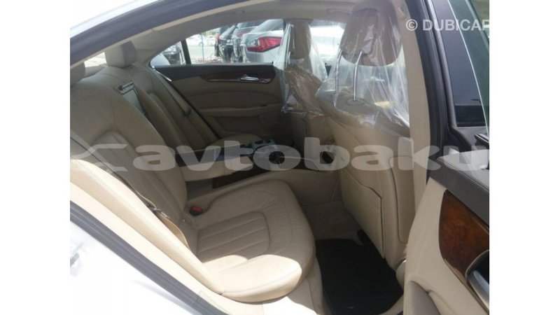 Big with watermark mercedes benz 190 abseron import dubai 2494