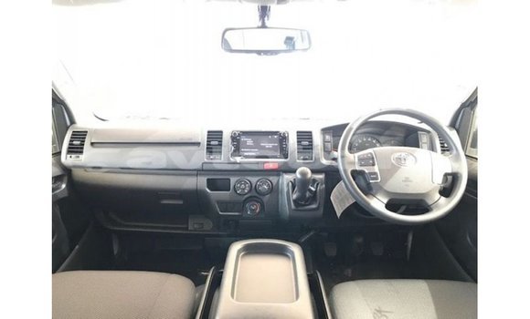 Buy Import Toyota Hiace White Car in Import - Dubai in Abseron Buy Import Toyota Hiace White Car in Import - Dubai in Abseron
