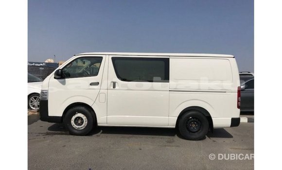 Buy Import Toyota Hiace White Car in Import - Dubai in Abseron Buy Import Toyota Hiace White Car in Import - Dubai in Abseron