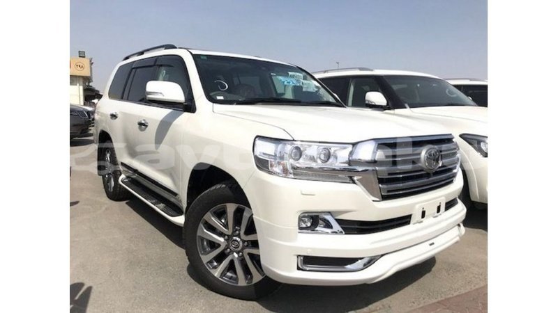 Big with watermark toyota land cruiser abseron import dubai 2498