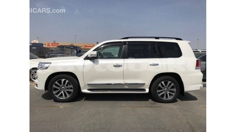 Big with watermark toyota land cruiser abseron import dubai 2498