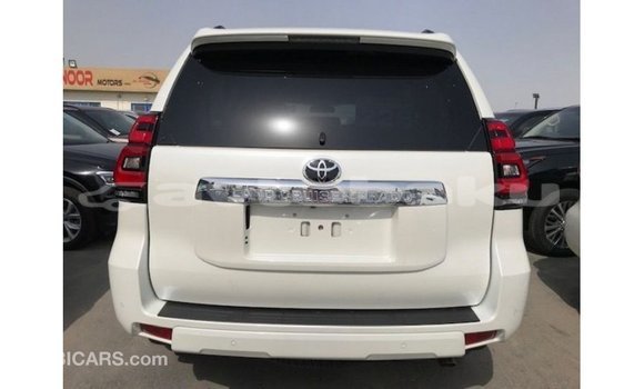 Buy Import Toyota Prado White Car in Import - Dubai in Abseron Buy Import Toyota Prado White Car in Import - Dubai in Abseron